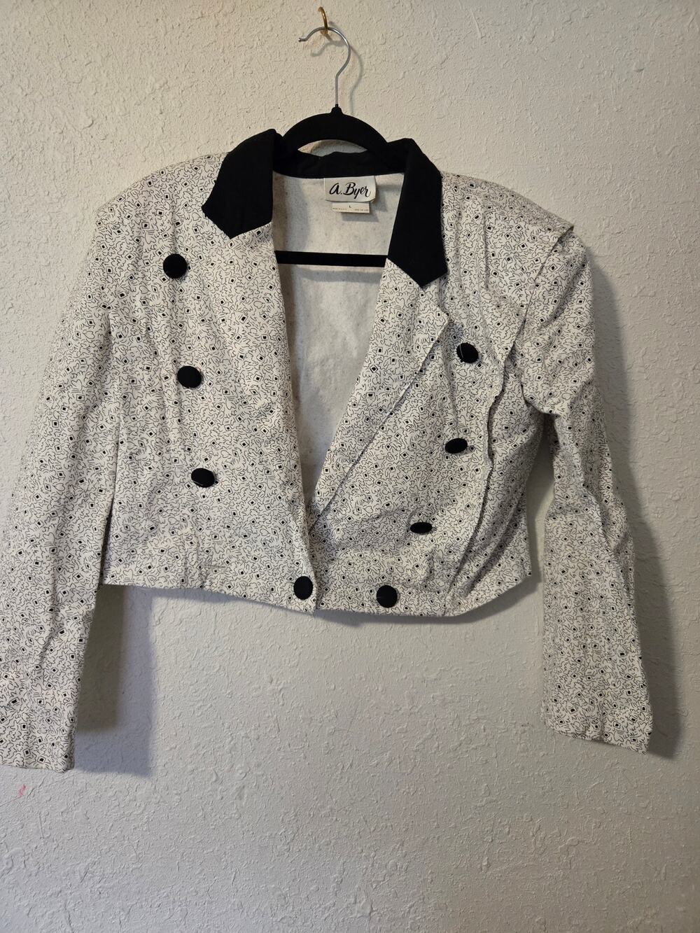 Vintage cropped blazer with shoulder pads
